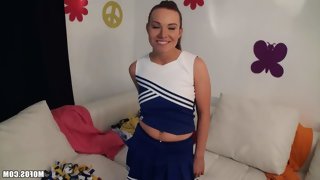 Cute cheerleader tiff bannister bares her..